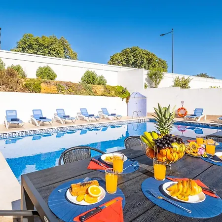 Villa Villa In Albufeira Near Beaches And Golf Albufeira
